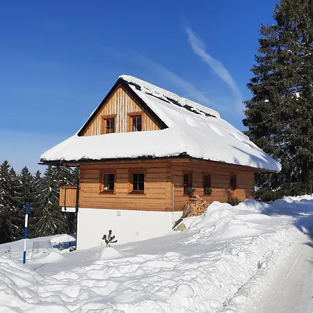 Drevenica Pod Demaenovskou Horou וילה דמנובסקה דולינה