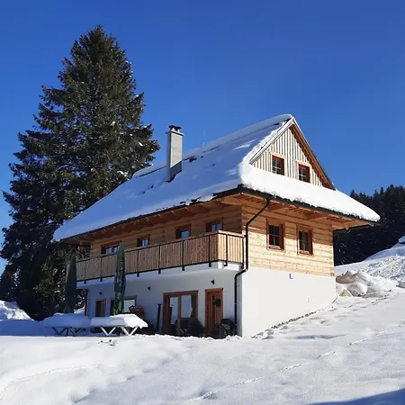 Drevenica Pod Demaenovskou Horou * דמנובסקה דולינה